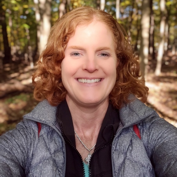 Meet your Posher, Jennifer - Picture 1 of 1